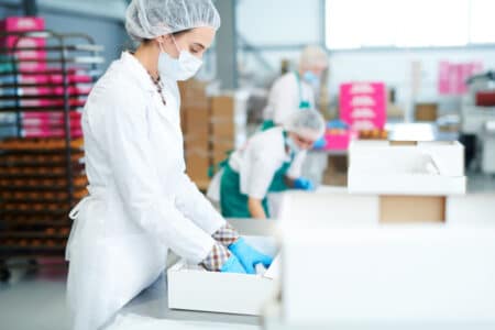 employée d'usine