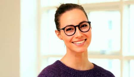 Femme avec le sourire