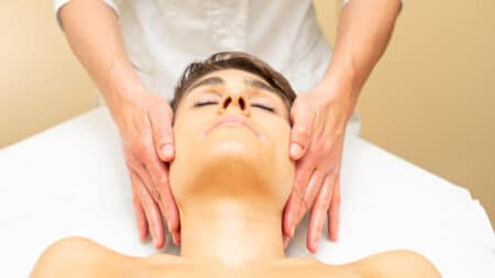 massage facial estheticienne