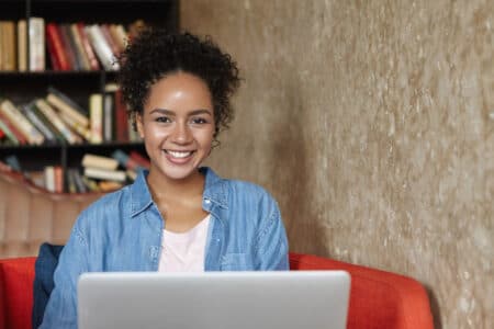 etudiante plateforme orientation