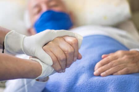 soin mortuaire embaumeur thanatopracteur