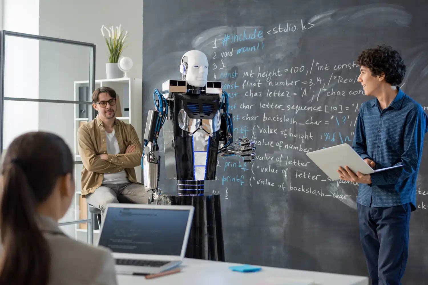jeune etudiant intelligence artificielle